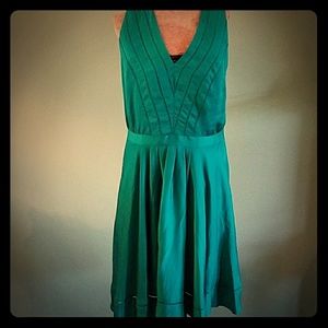 BANANA REPUBLIC Jade Green Silk Dress